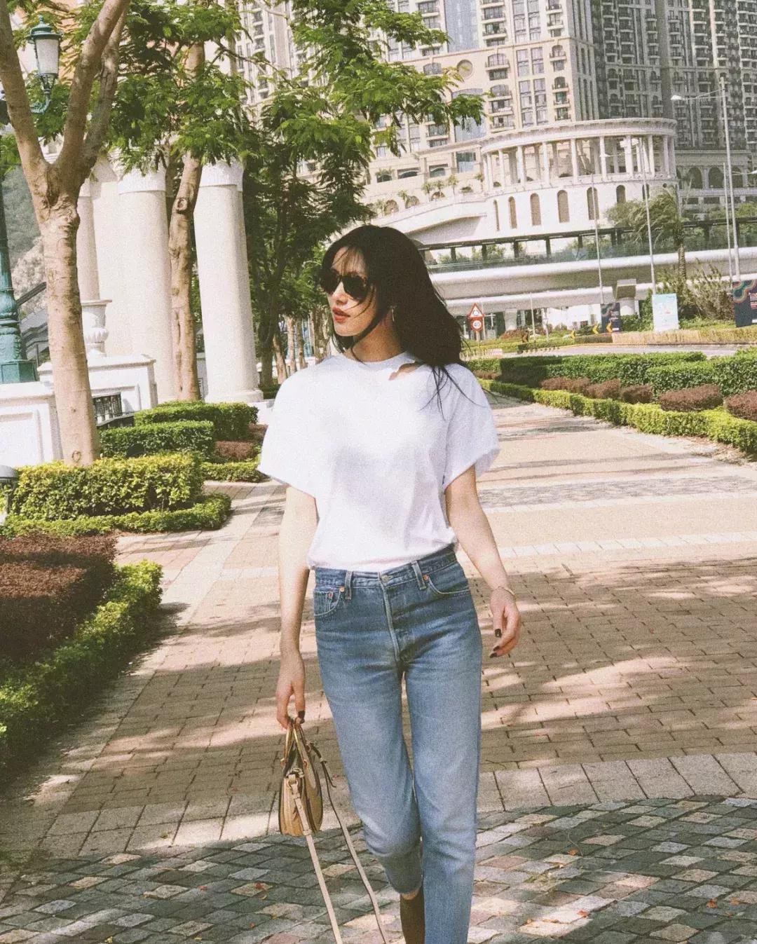 最火的拍照姿势模板,最全创意拍照法