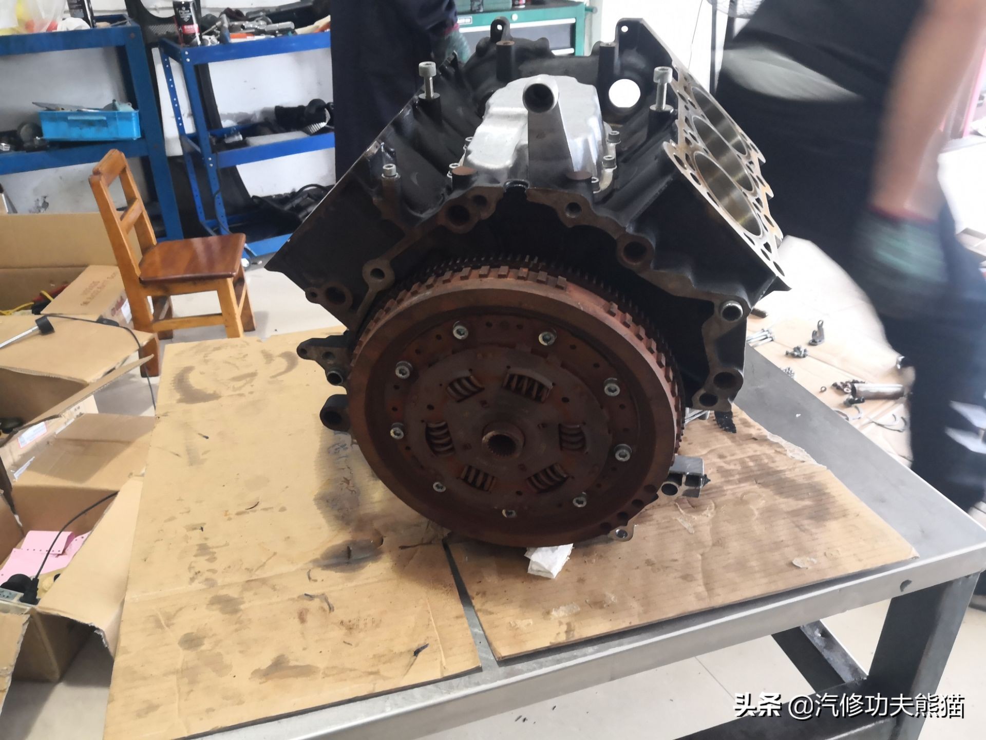 2003年老奥迪a6,2012年奥迪a6经典