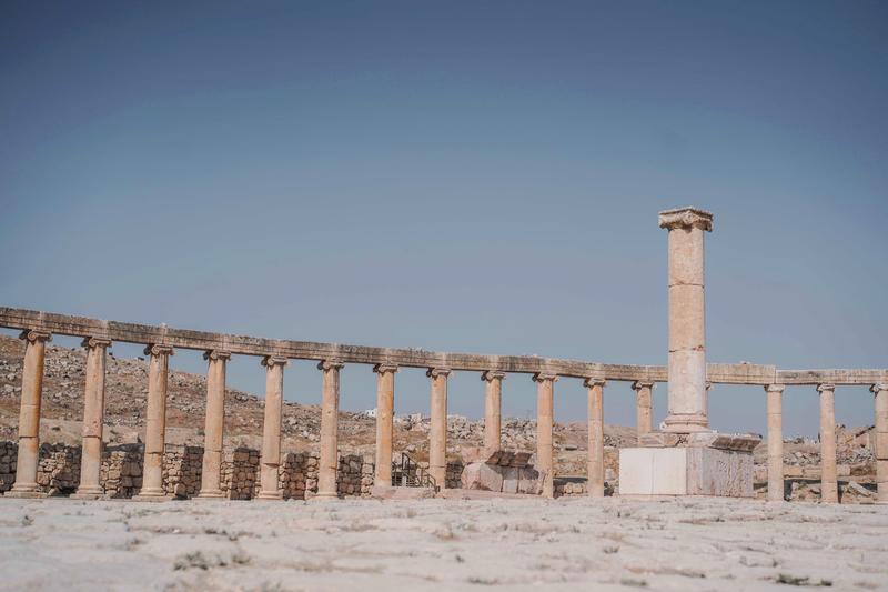 约旦到中国坐飞机需多少小时,约旦到埃及要飞几小时