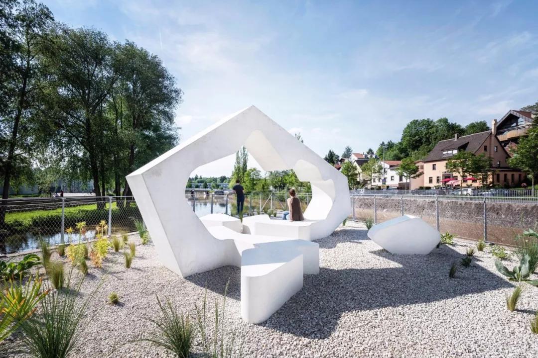 淋浴坐凳设计,庭院坐凳设计