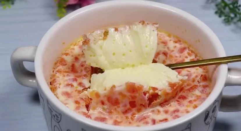 整个鸡蛋蒸蛋的正确做法,怎么样做蒸鸡蛋不是水蒸蛋