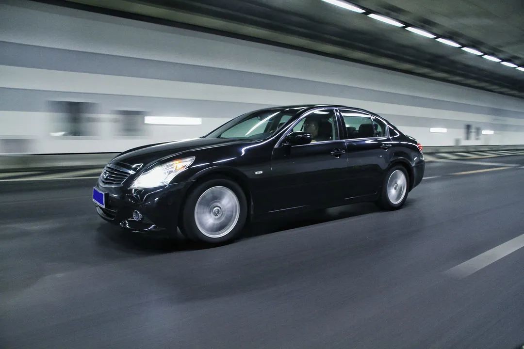 英菲尼迪g25二手车评测,10款英菲尼迪g25值得买吗