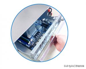 威联通TVS-EC2480U-SAS-RPR2：支持24颗SAS硬盘的高效能NAS