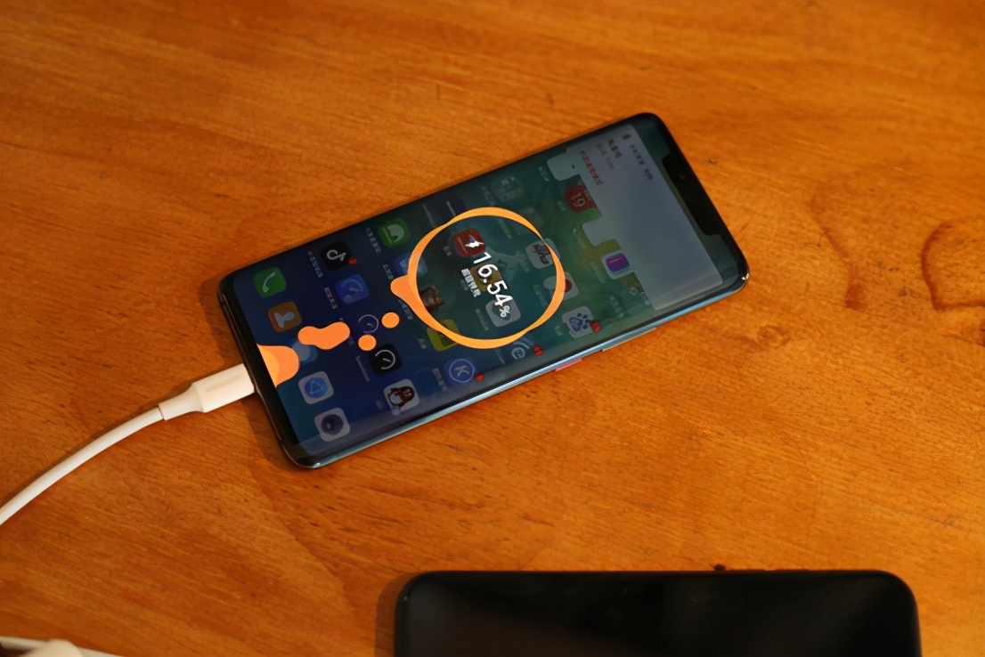 氮化镓充电器和普通有啥区别,氮化镓充电器是目前最好的吗