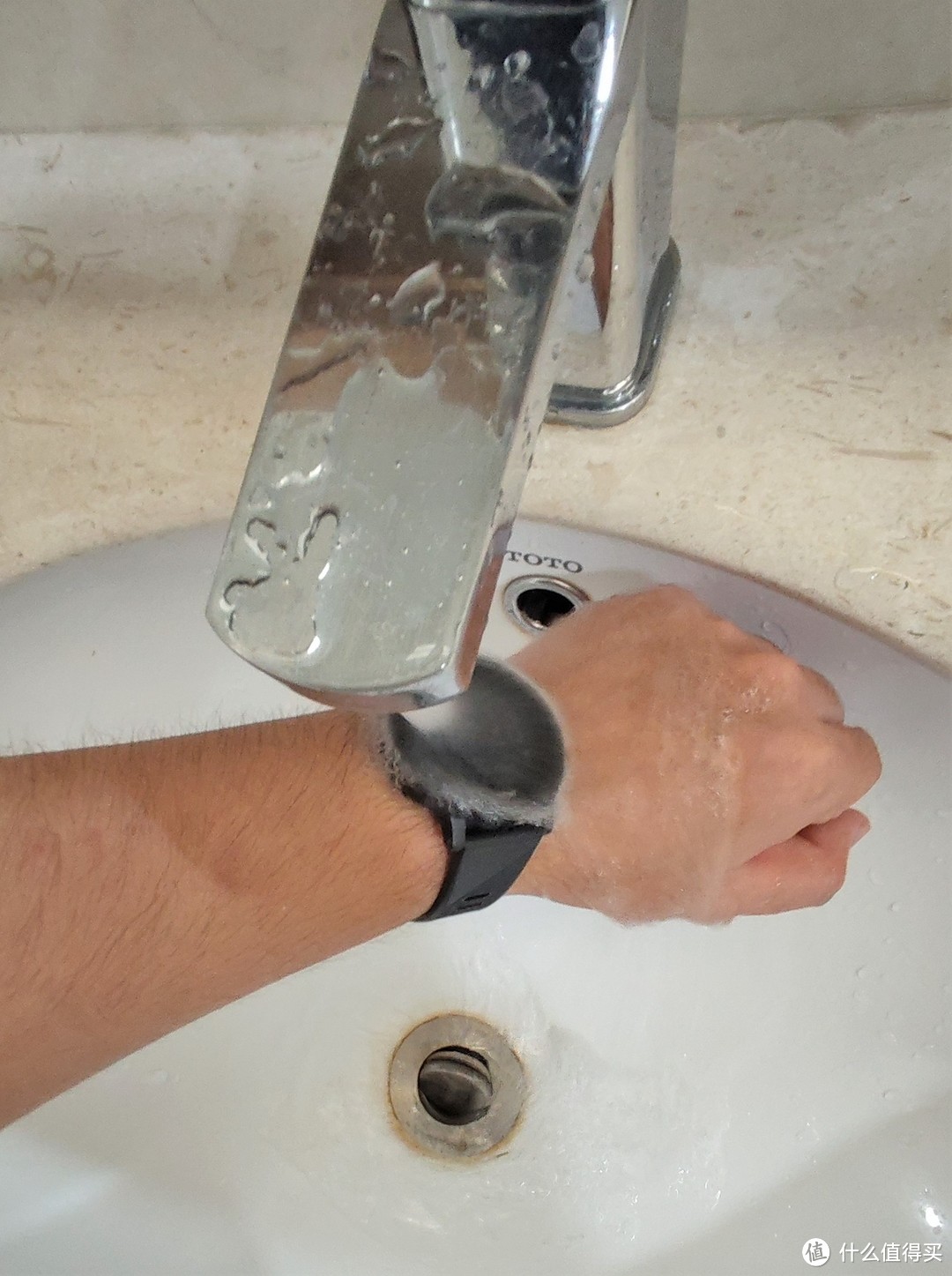 宜准r6跑步数据怎么与手机同步,宜准r6跑步手表表带