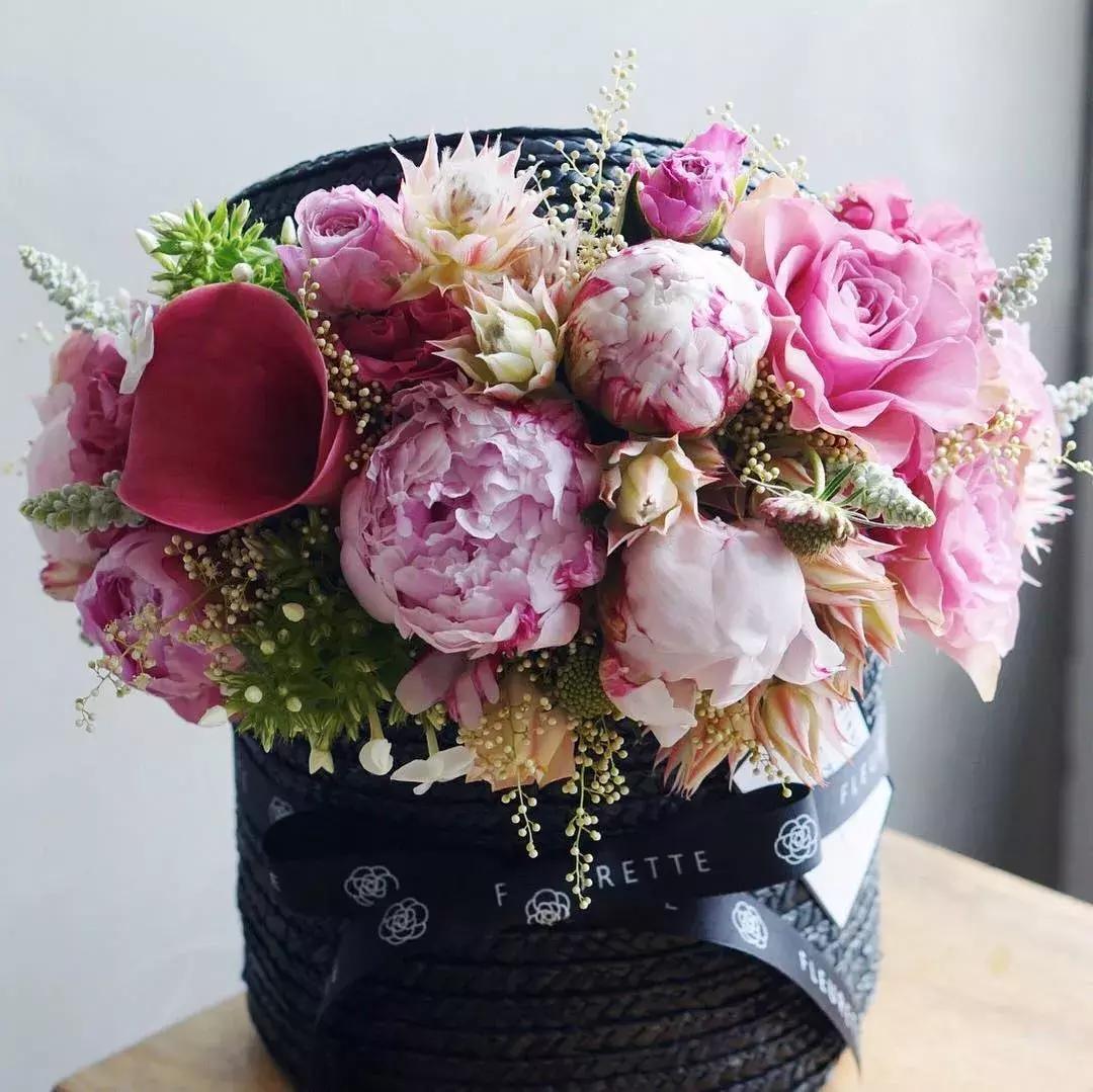 马蹄莲插花怎么养时间长,马蹄莲鲜花养护