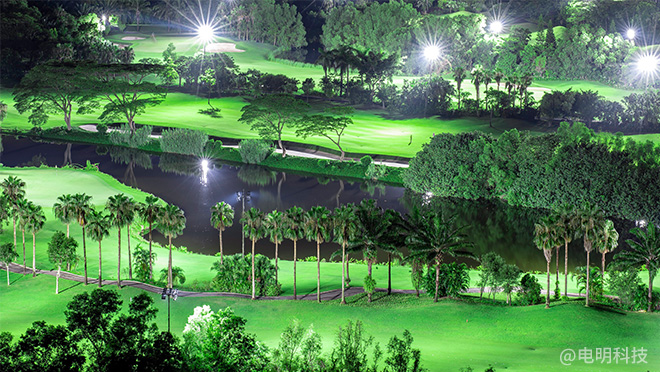 精工品质世界领先电明科技打造全球第一座LED灯光球场