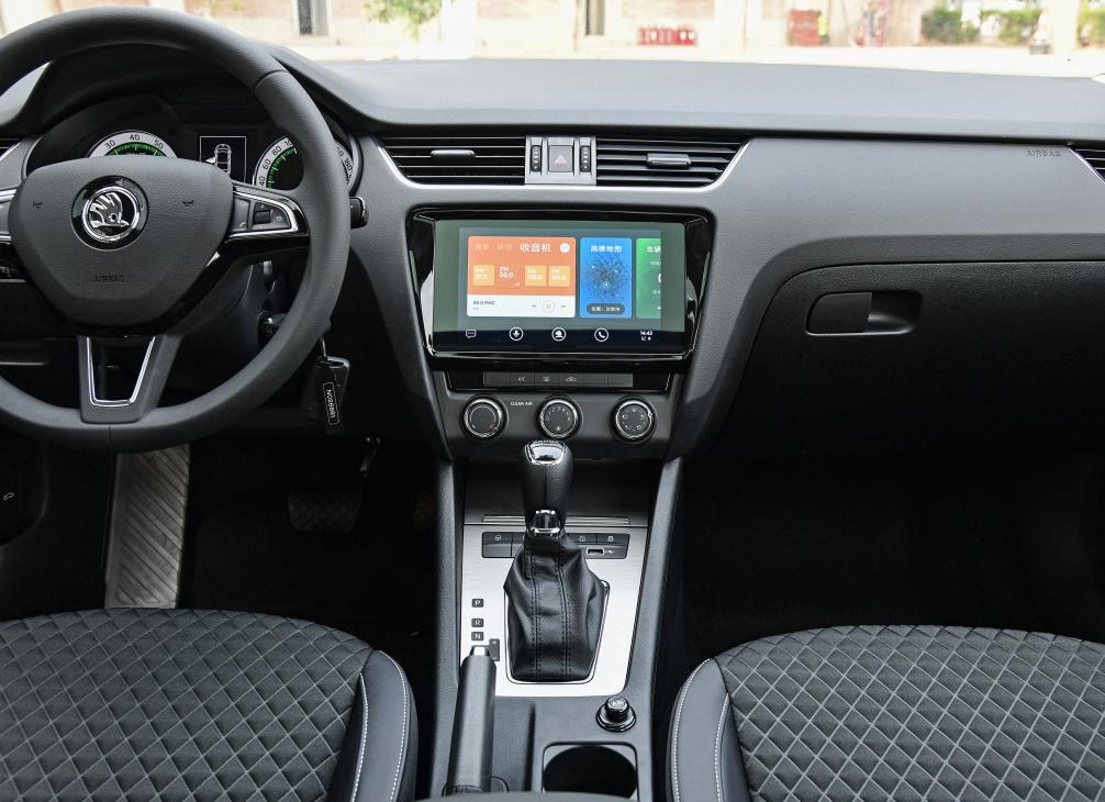 明锐最低降至6.49万，油耗4毛每公里，还看啥朗逸