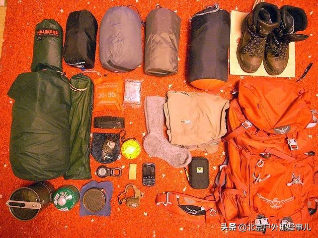 徒步需要带的装备清单,户外徒步装备必买清单