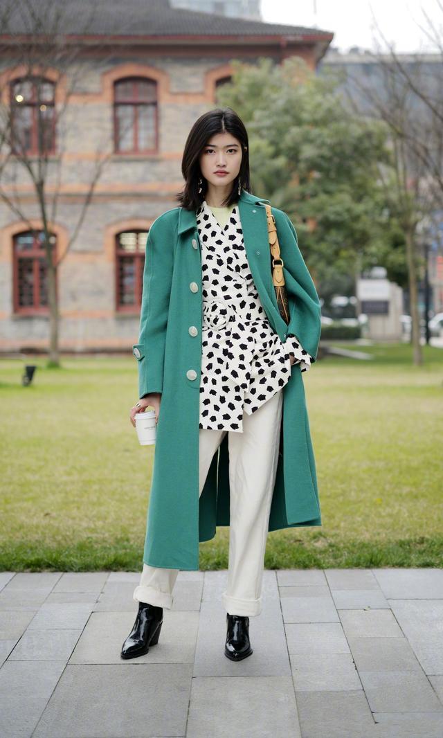 小个子穿搭150显高显气质羊绒大衣,斗篷式羊绒大衣短款小个子穿搭