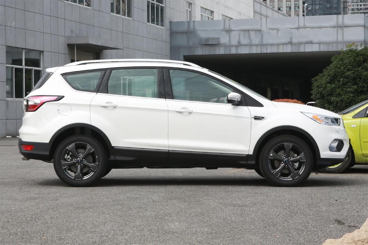 福特翼虎和途观空间对比,途观l和福特翼虎是一个档次的吗