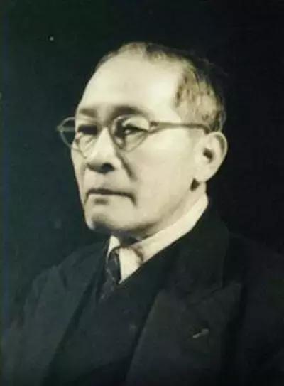 近现代维吾尔族人物画家,近现代画家谁的画最值钱