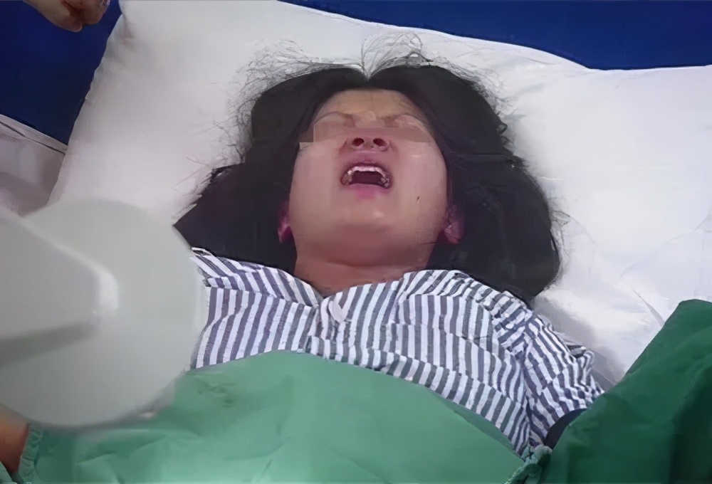 ella揭秘生育后遗症,ella曝光产子影片