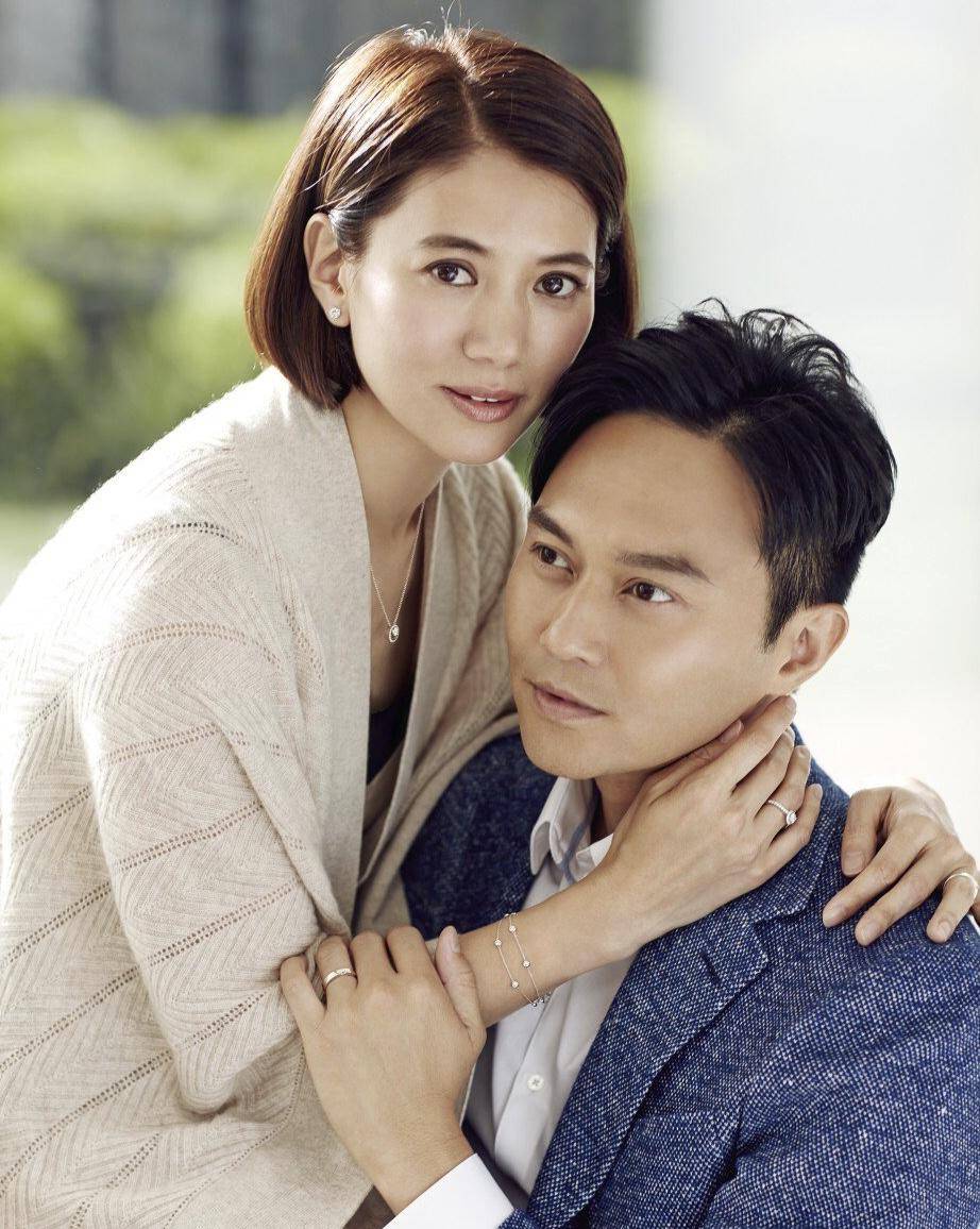 袁咏仪短发上张智霖演唱会,袁咏仪劳力士迪通拿