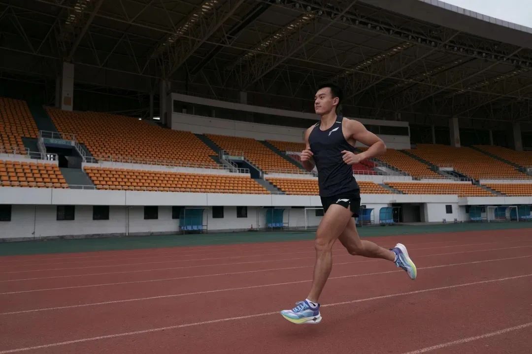 newbalance碳板跑鞋,碳板跑鞋2023