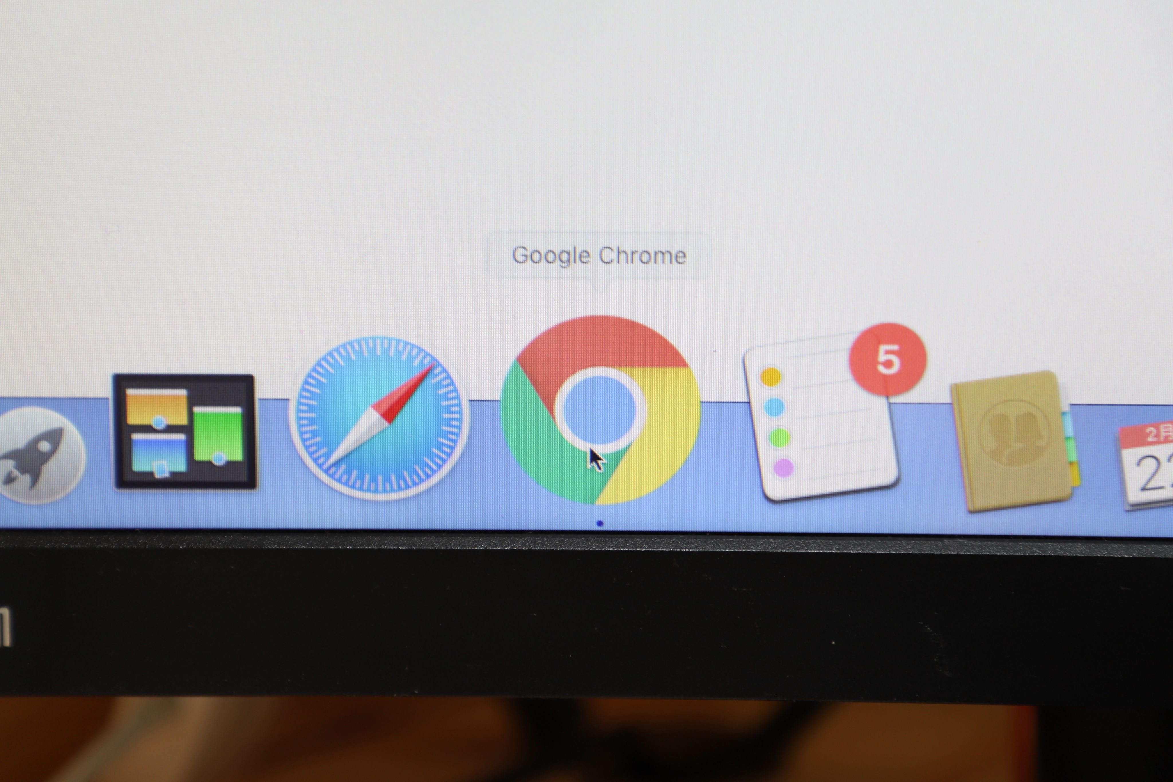 最简单的宅家工作台,在家办公小物件