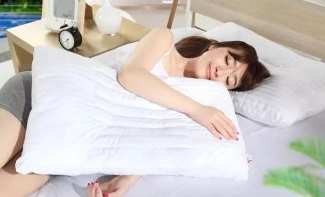 怎么去黑头最有效教你5个小妙招,怎么去黑头最有效最方便的方法