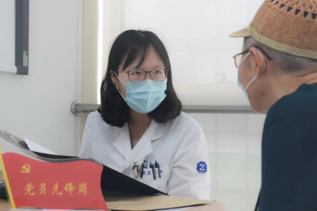 头晕脑胀整天昏昏沉沉耳朵嗡嗡的,头晕是不是耳朵引起的