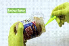 怎么去除粘胶最简单方法,去除衣服上残留的顽固粘胶