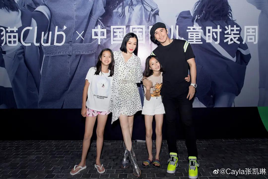 顶顶长大颜值,董洁和儿子顶顶差多少岁