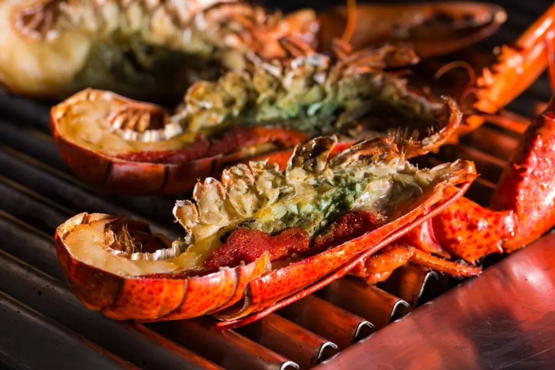 广州航空母舰自助餐图片,广州五星级酒店自助餐多少钱