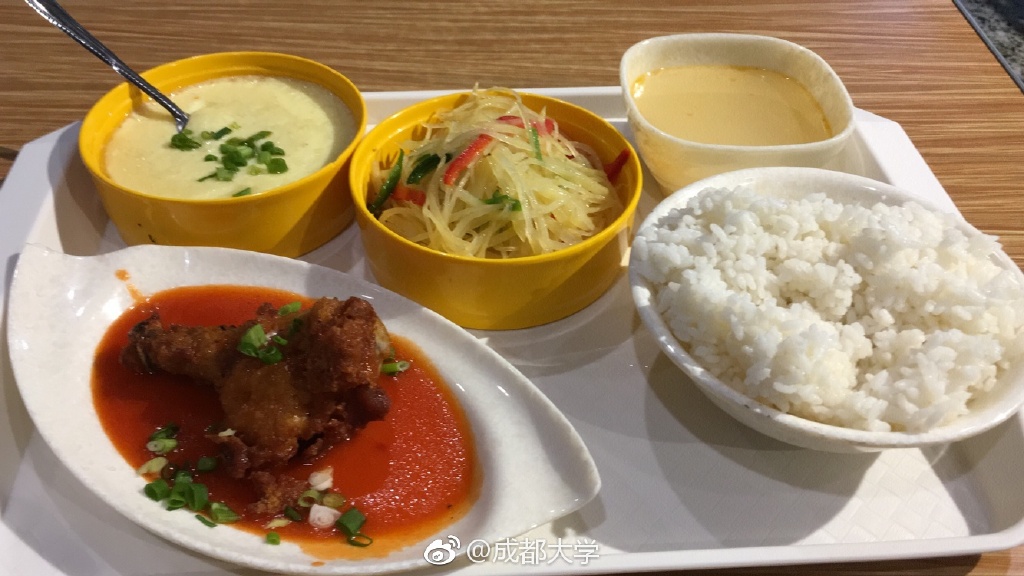 上“二批本科”，也要挑个条件好的，这5所大学伙食堪比饭店