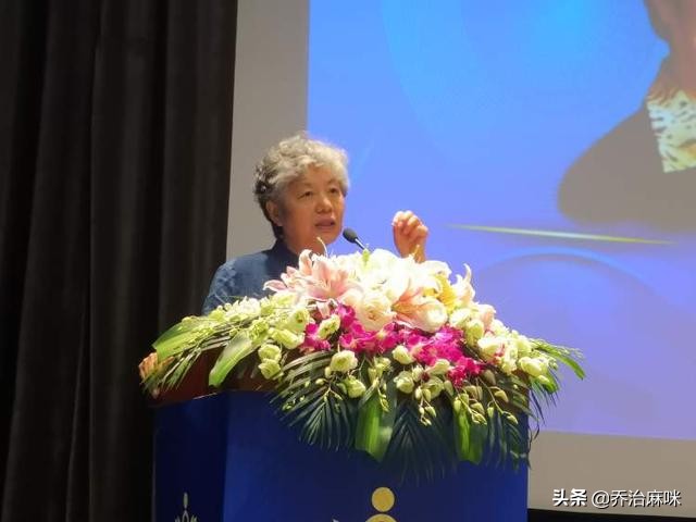 孩子被欺负家长正确做法李玫瑾,李玫瑾如何避免在校受欺负