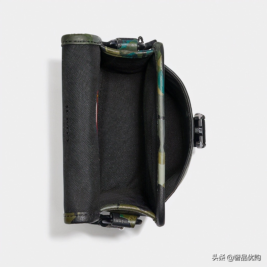 coach迷彩外套,coach最新早秋款卫衣