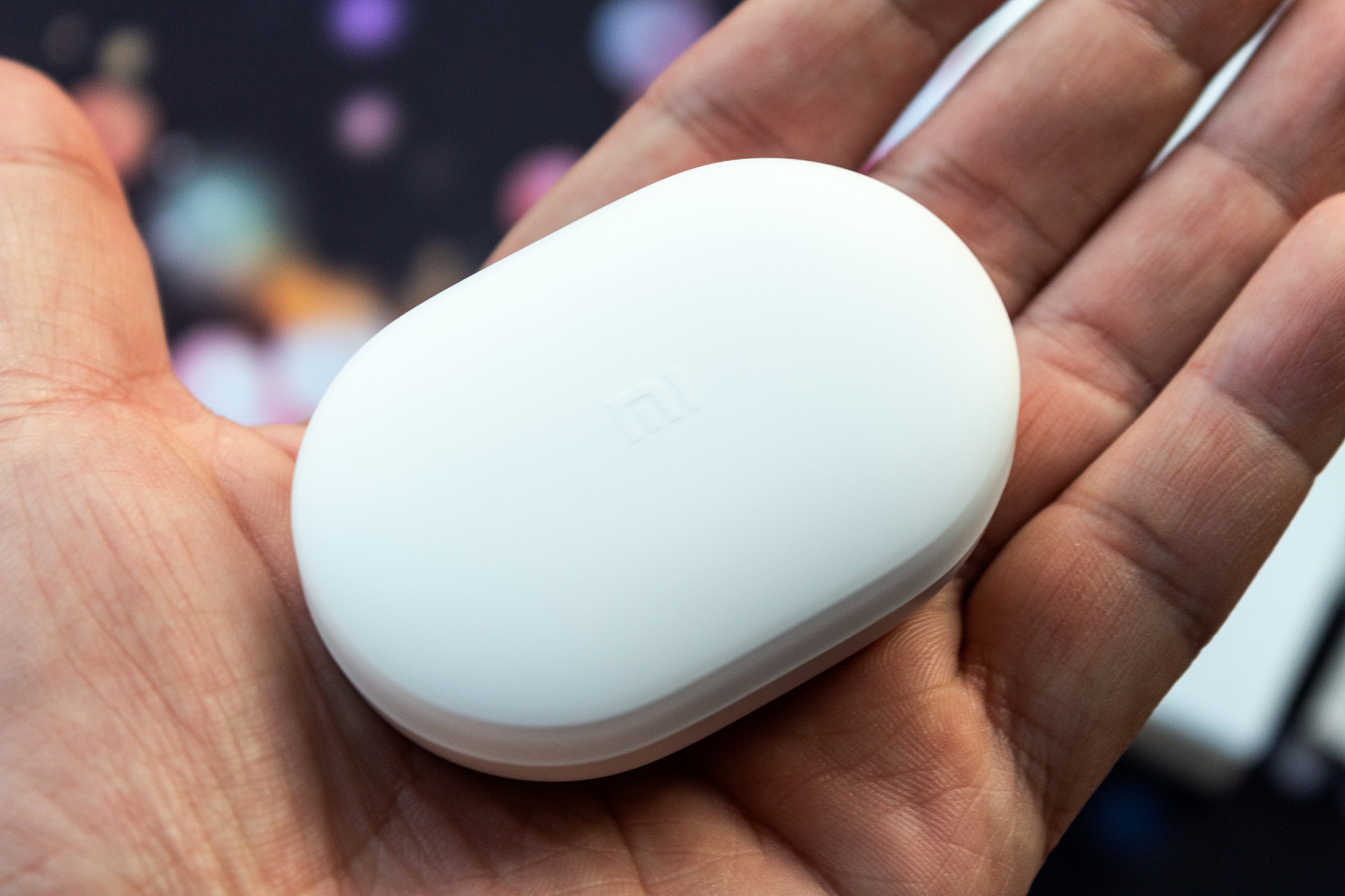 小米蓝牙耳机airdots青春版说明书,小米蓝牙耳机airdots青春版佩戴