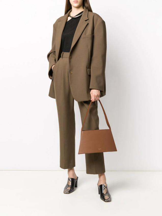 找不到自己要的款式衣服,找不到同款的衣服