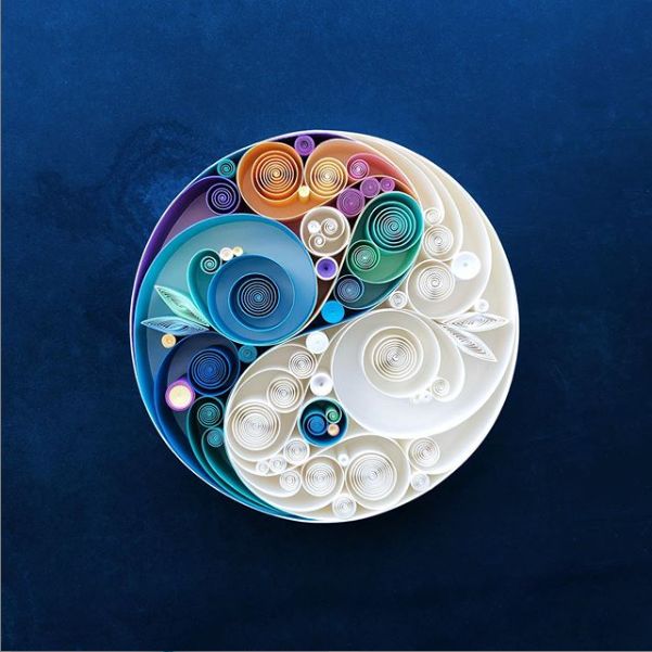 五颜六色的纸拼凑在一起,150万网友围观,这还真是优点水平的