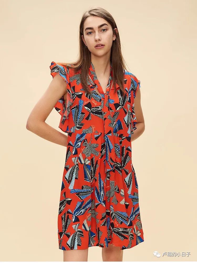 法国女性必买的衣服,真正时髦的巴黎女人到底在穿什么