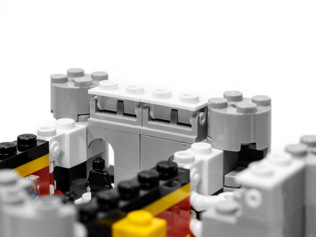 乐高新老款迪士尼城堡,乐高迪士尼100周年城堡展示盒