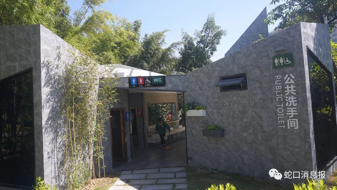 深圳，一个连拉屎都要发朋友圈的城市