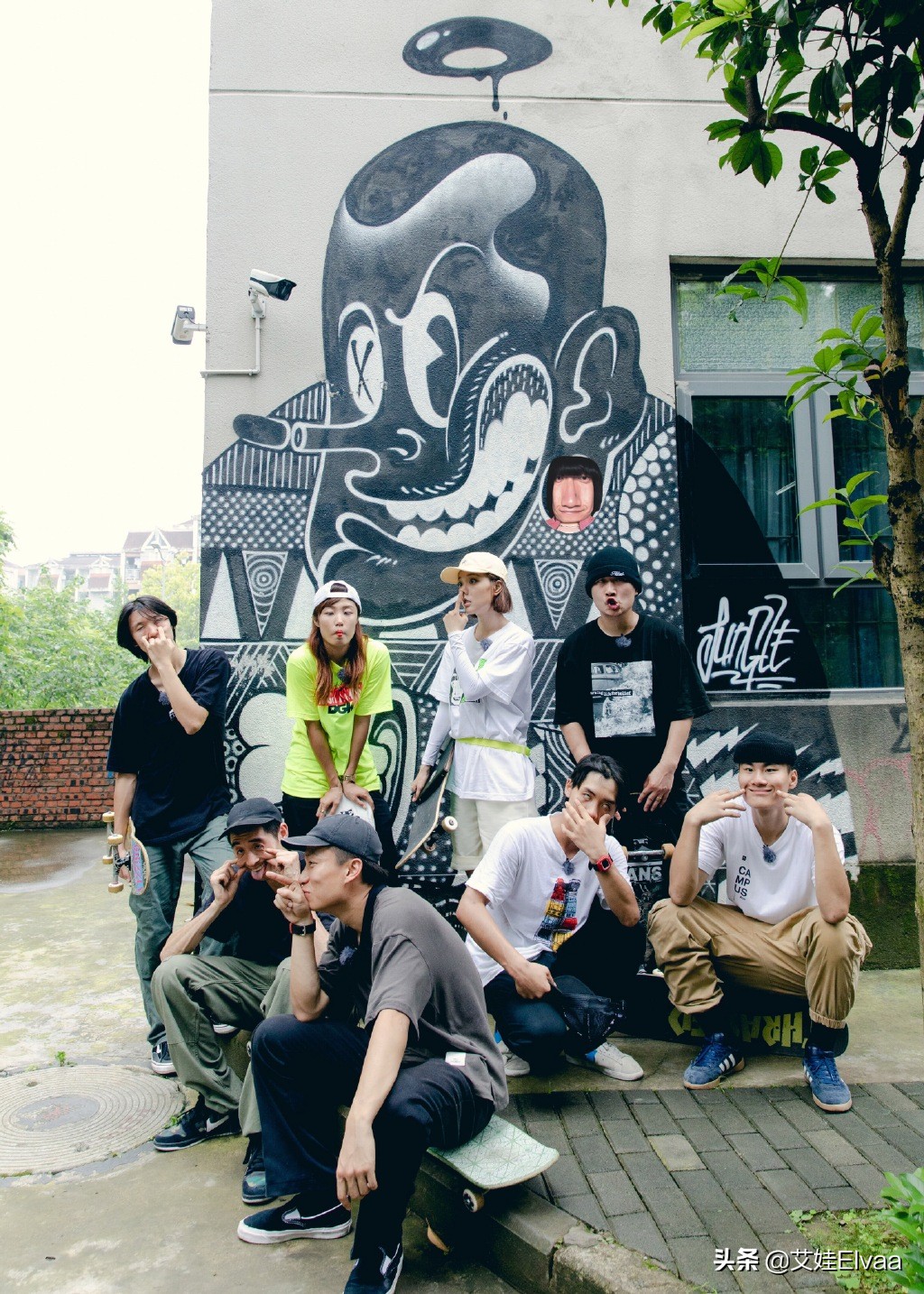 王珞丹一身俏皮装扮,王珞丹减龄装扮图片