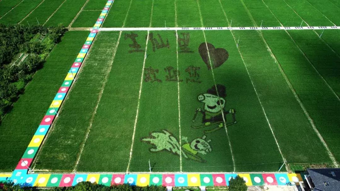 钱塘江大潮图画,钱塘江大潮的壮观景象手绘