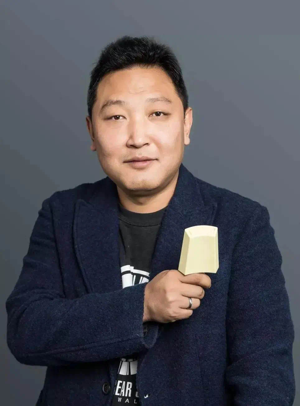 他把一支雪糕卖66元，一小时销售300万元，却被罚款，为啥？