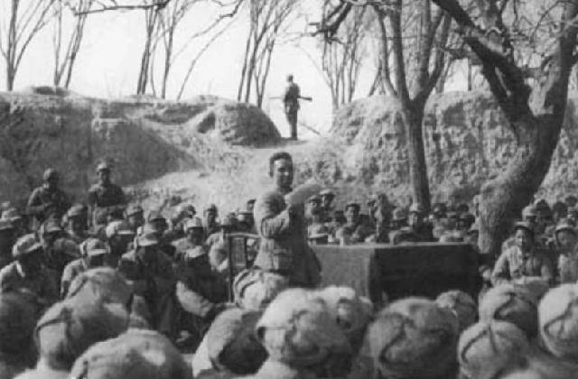 皖南事变爆发，叶挺面对蒋介石劝降，叶挺：请枪毙我，放过同志们