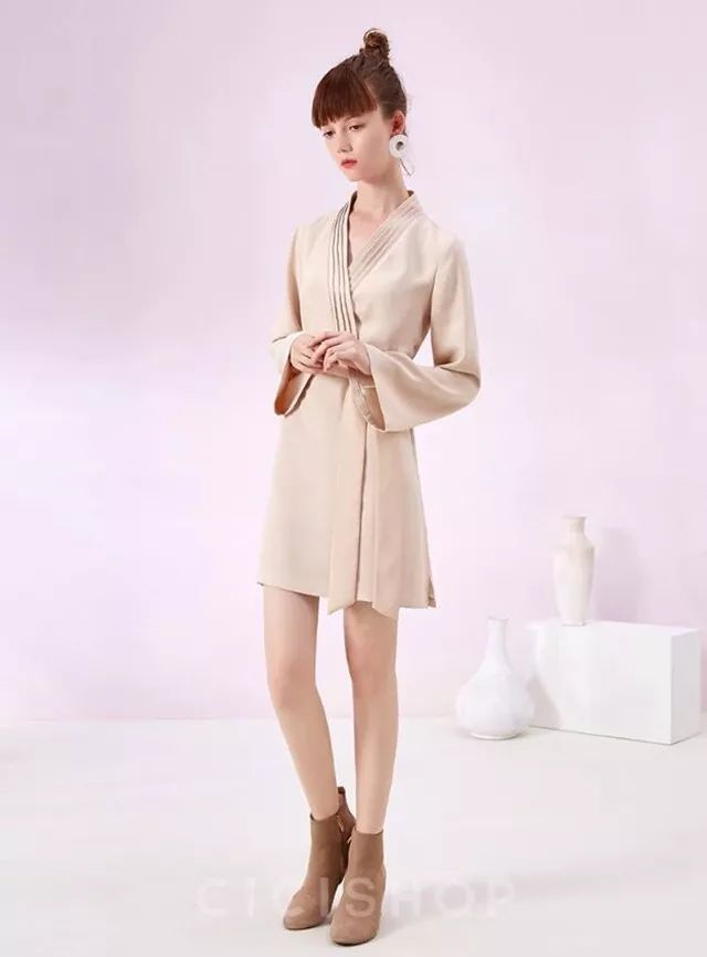 推荐又好看又不贵的裙子,休闲裙子秋冬洋气时髦裙子