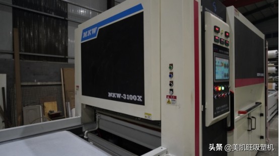 模压门橱柜的优缺点有哪些,橱柜模压工艺介绍