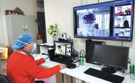 居家隔离后，许多国家网络崩了。为什么中国没事？