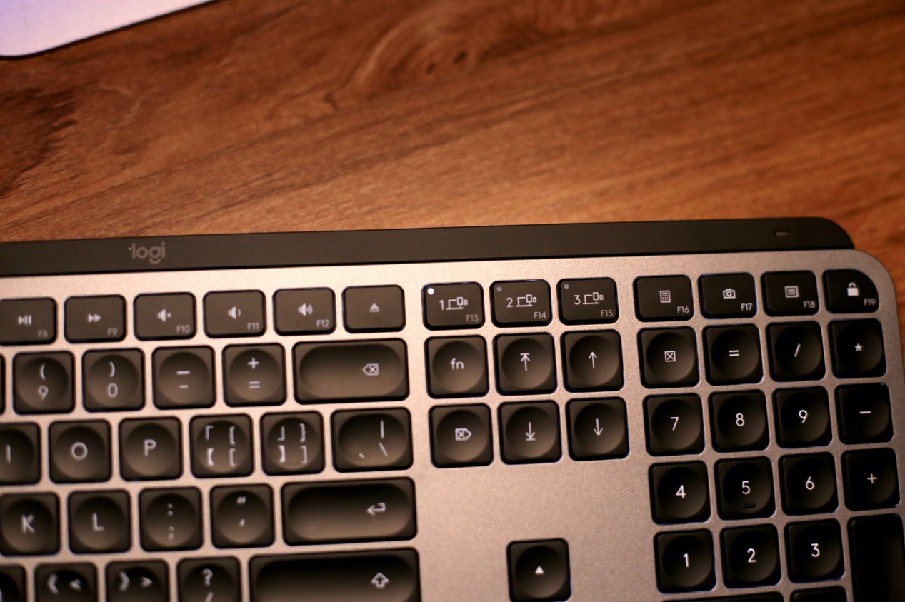 罗技做出了更能提高Mac生产力的无线键鼠套装？比苹果原版还强