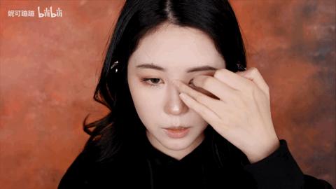 炸上热搜的她，说一句人间绝色不过分吧？