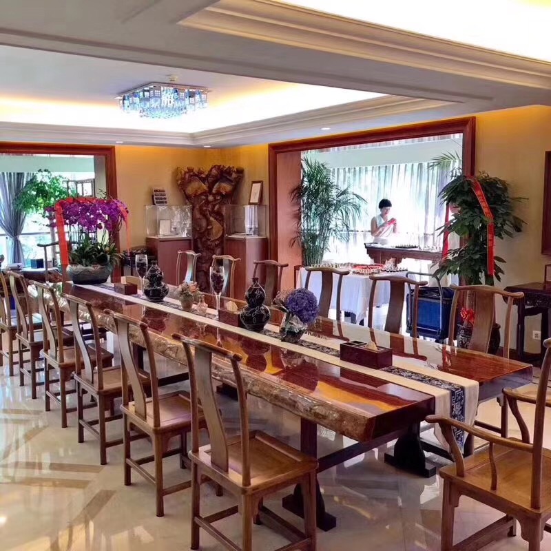 实木大板桌开裂用什么胶,实木大板开裂是怎么回事