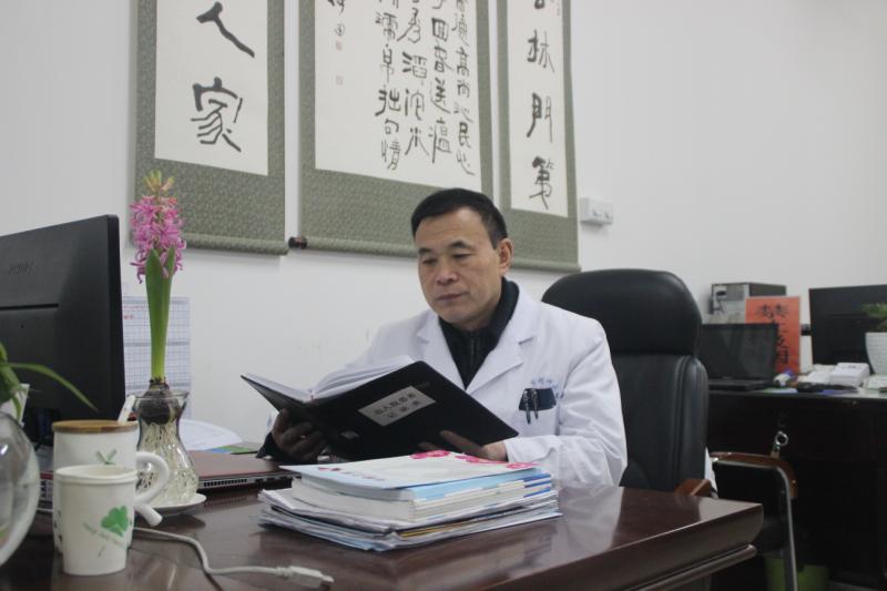 赞美医德高尚医术精湛,赞美医术高明医德高尚