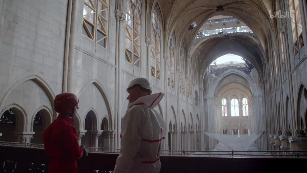 被大火烧毁的法国建筑,法国地标建筑着火