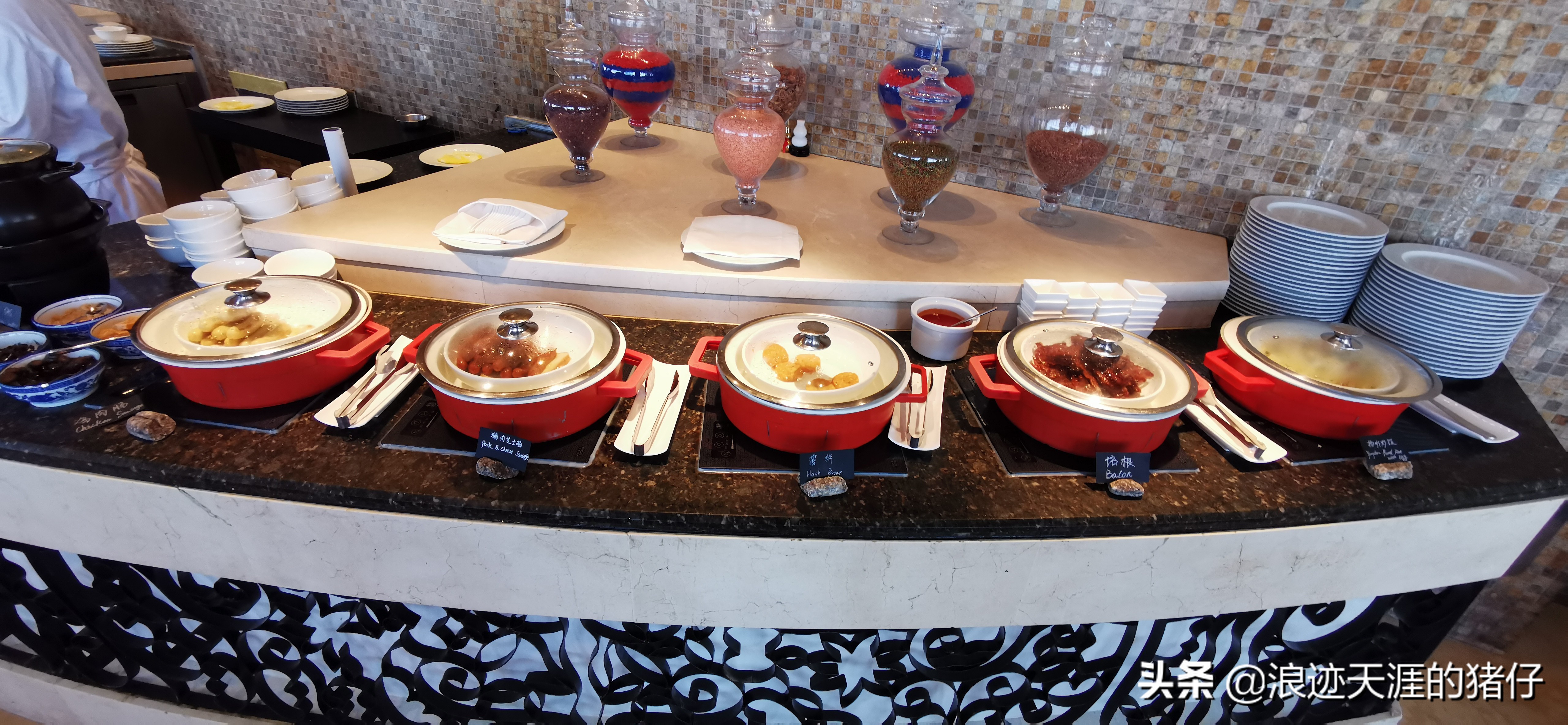 开业十八年上海最中心奢华五星酒店体验,喜半参犹。因为疫情缘故