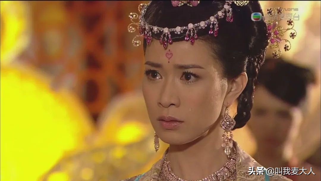 佘诗曼单亲家庭,佘诗曼为什么一直单身