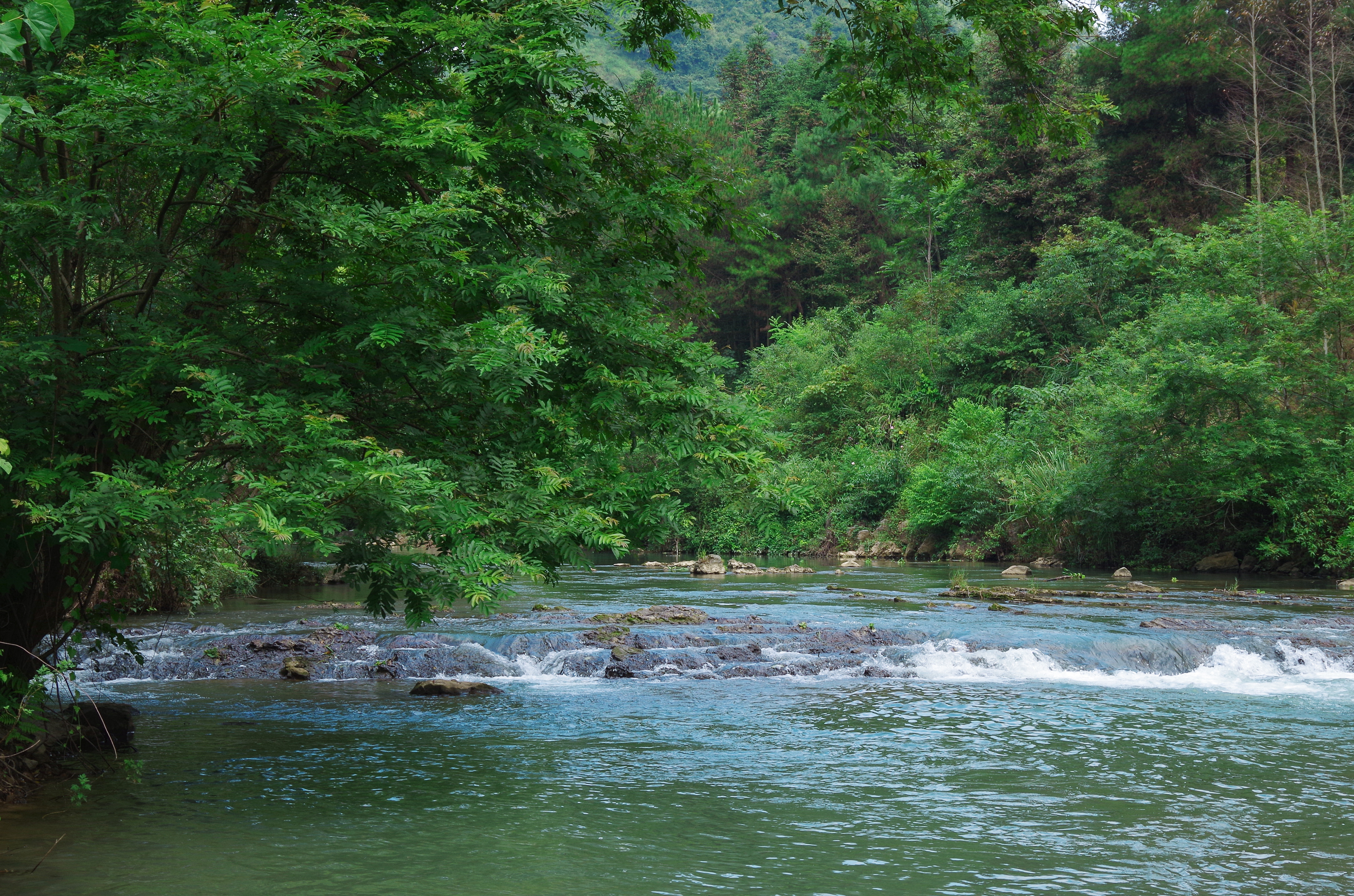 柳州鹿鸣山小七孔,柳州自驾小七孔旅游攻略