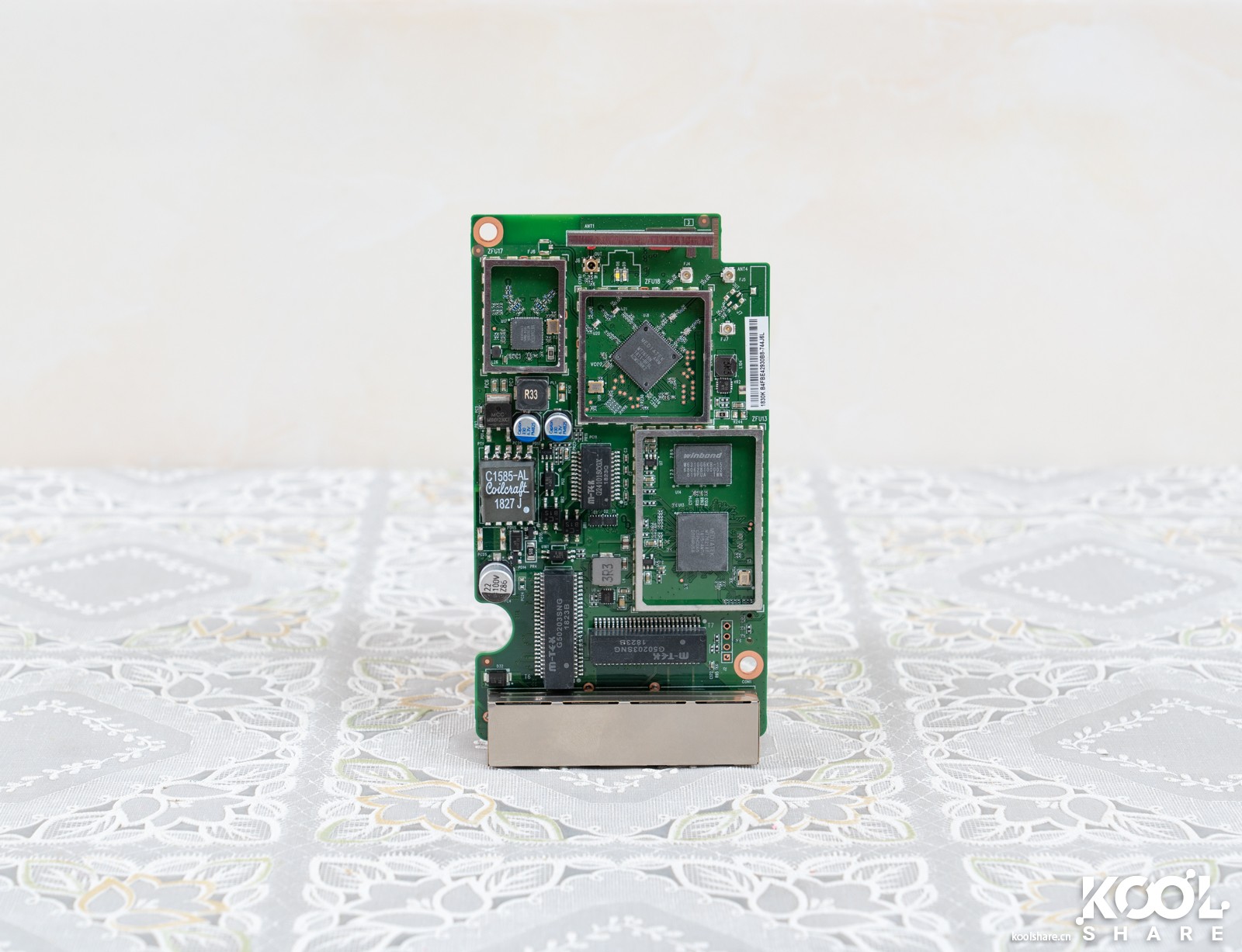 UBNTUAP-IW-HD86式面板AP开箱拆解评测